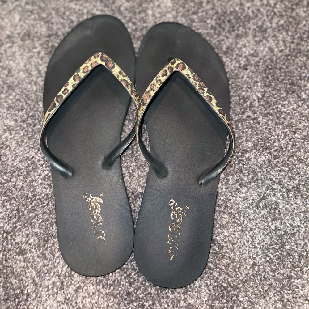 Reed Flipflops